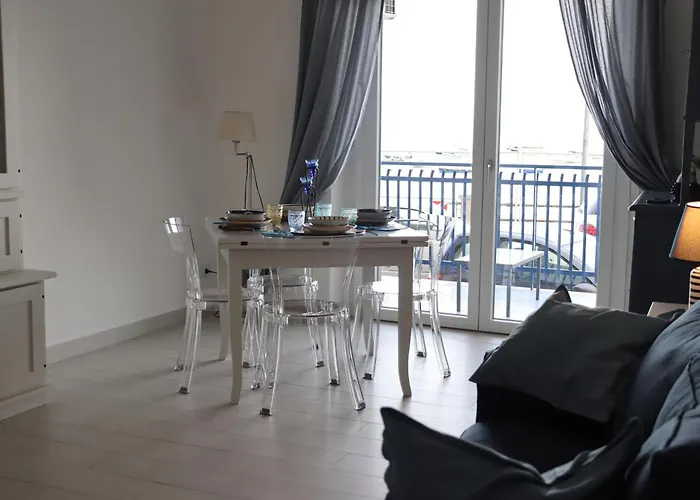Seacily Apartments